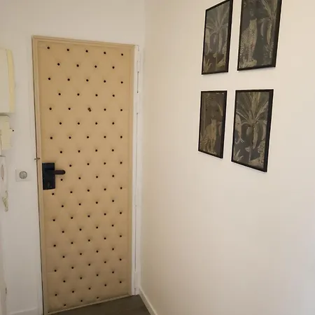 Charming 2 Bedrooms Free Parking- Near Paris St Lazare Apartment Argenteuil